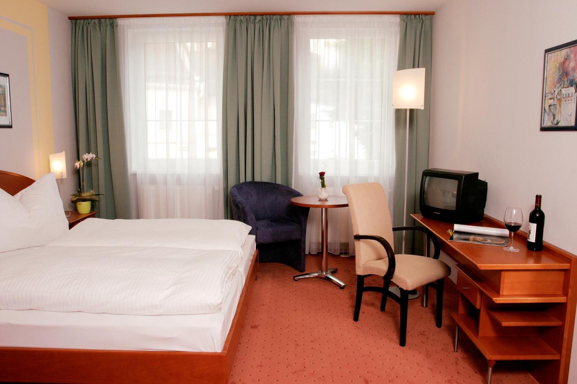 Hotel Florianerhof Markt Sankt Florian Buitenkant foto