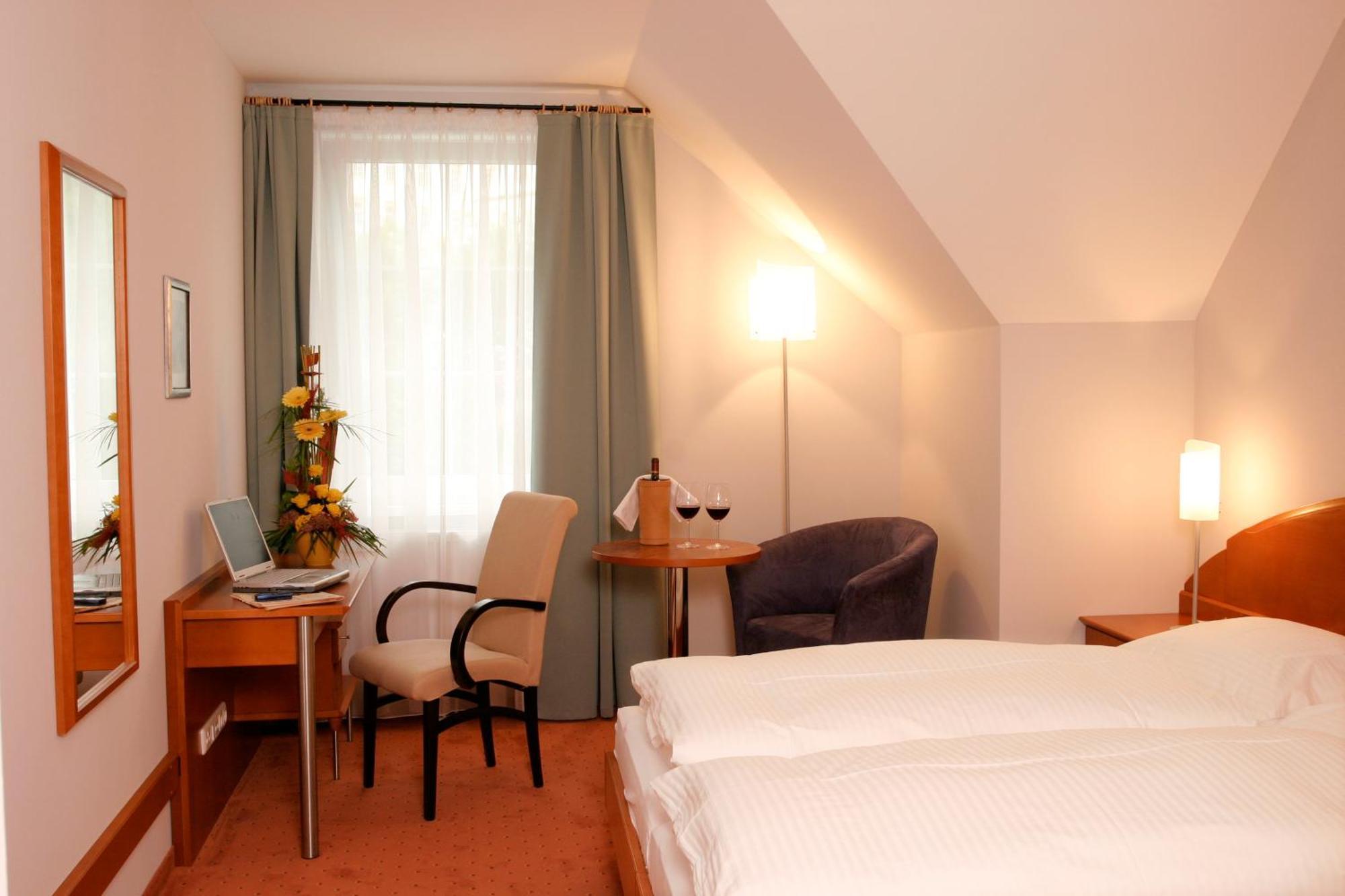 Hotel Florianerhof Markt Sankt Florian Buitenkant foto